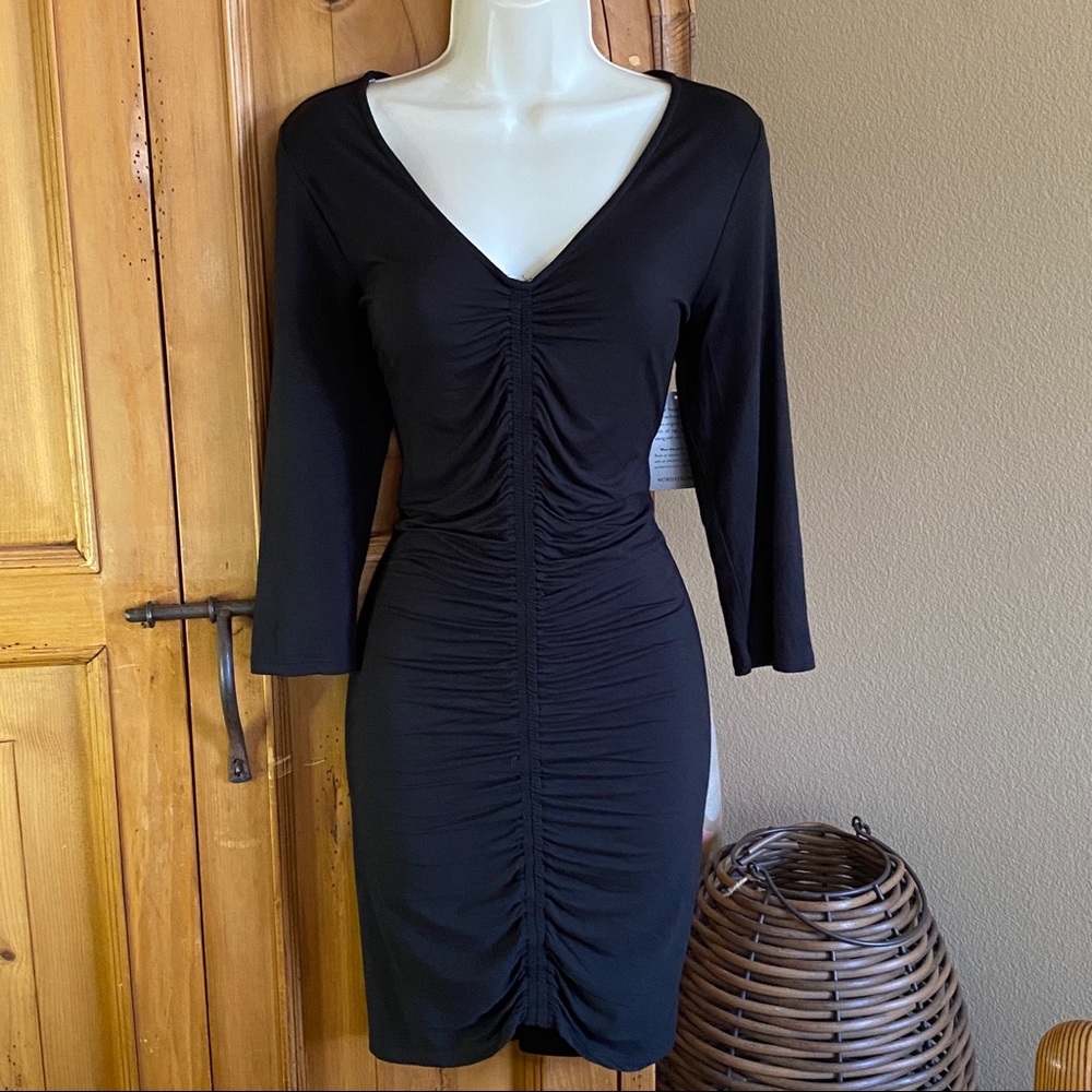 West Kei Sexy Ruched Center 3/4 Sleeve V Neck Flirty Hem Stretch Black Dress M
